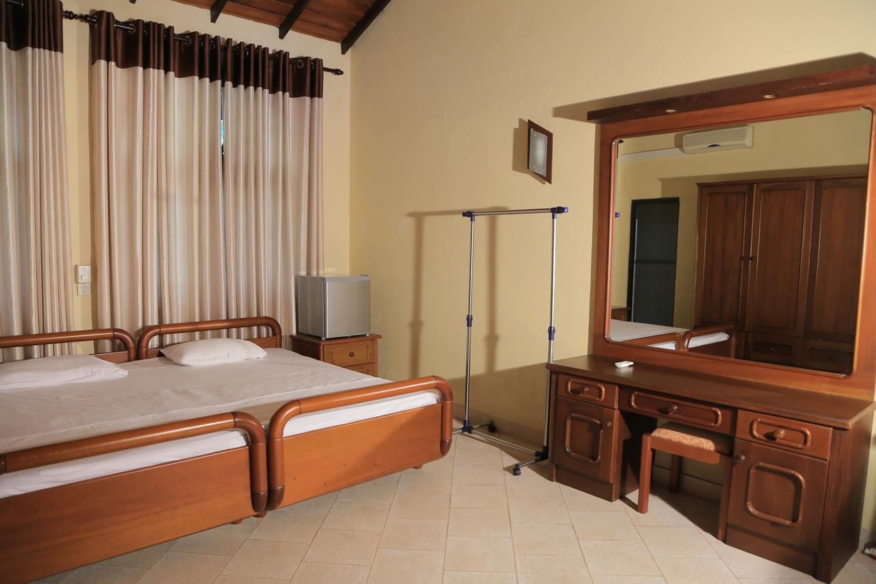 Tropical Villas Негомбо Екстериор снимка