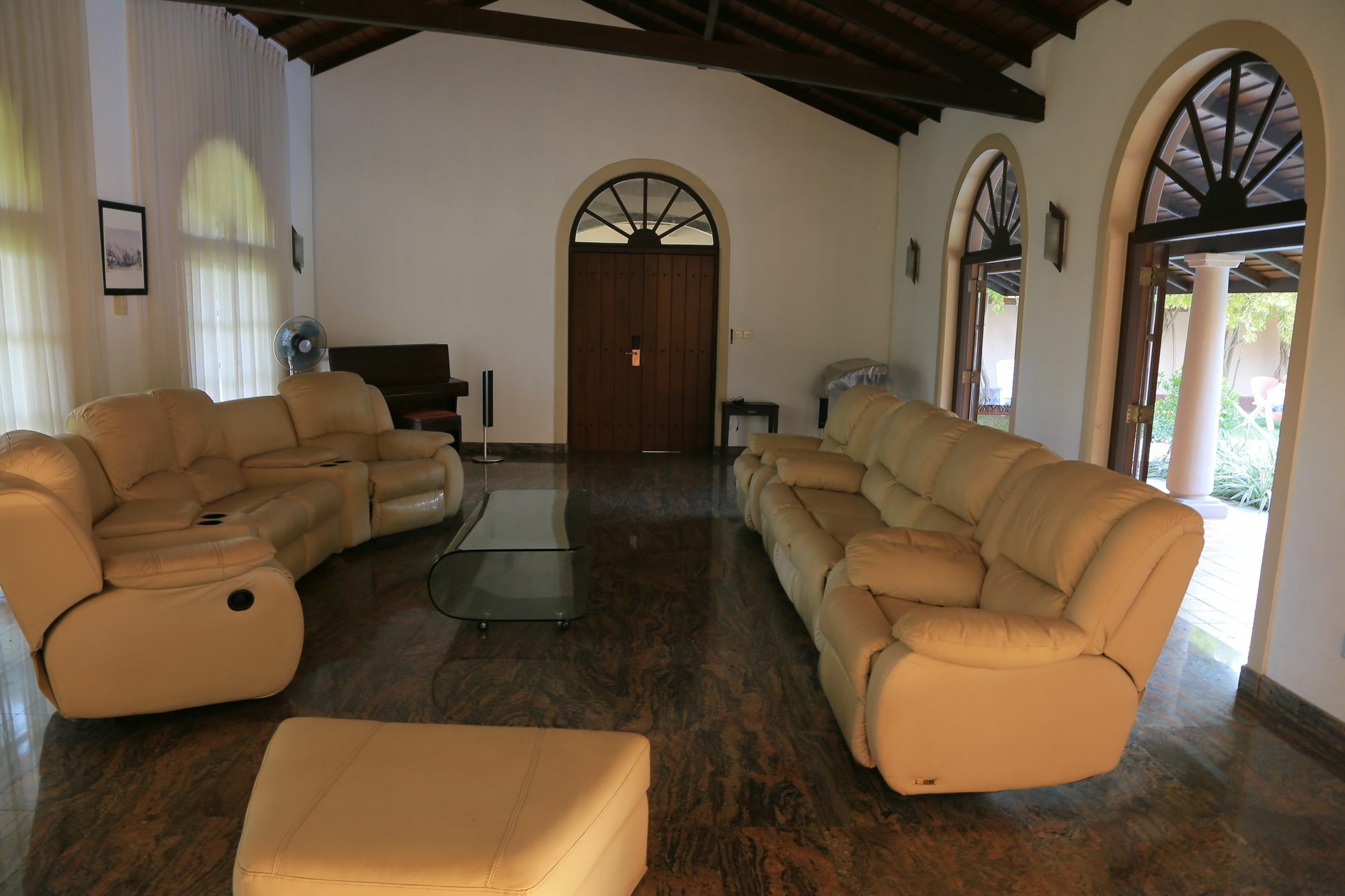 Tropical Villas Негомбо Екстериор снимка