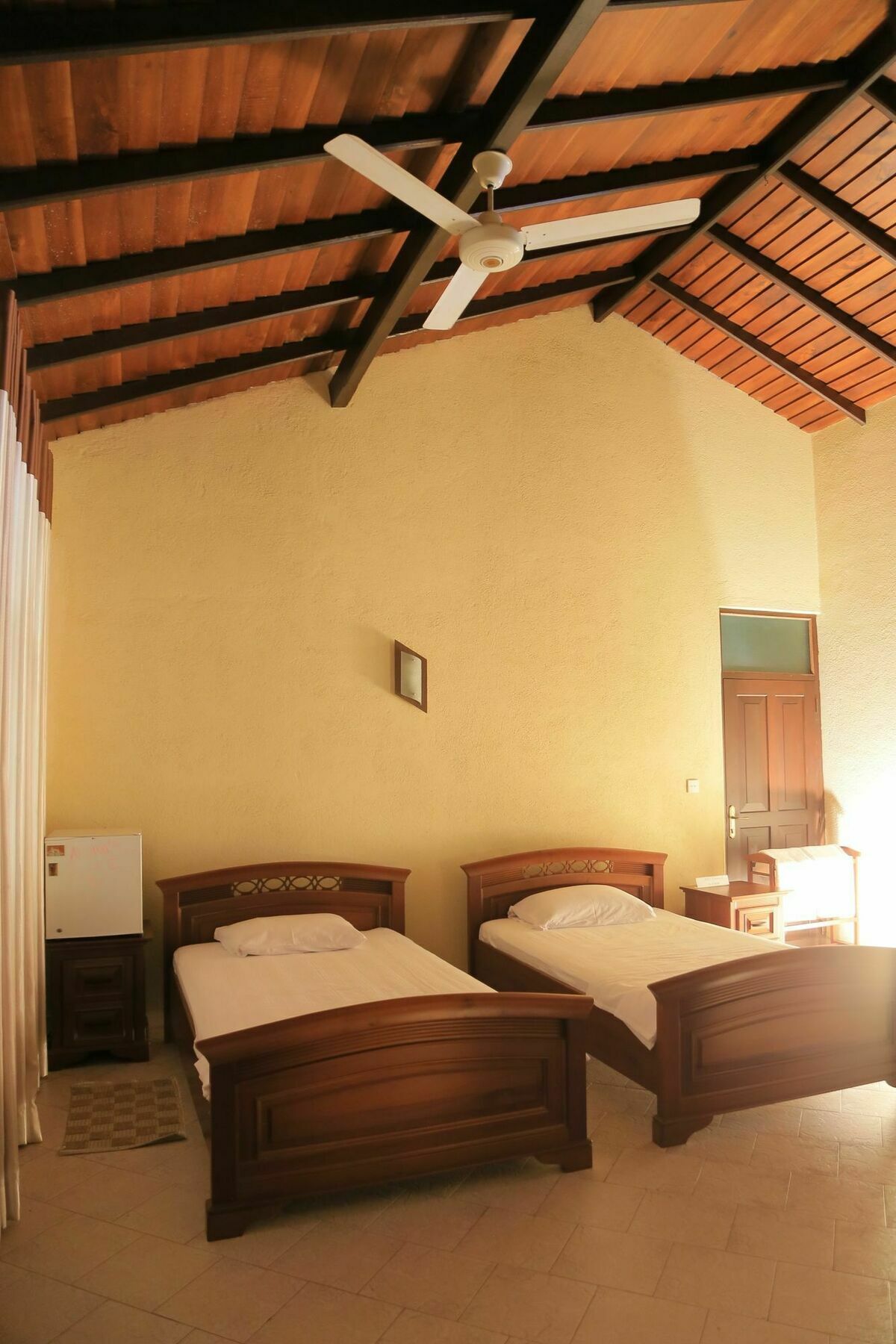 Tropical Villas Негомбо Екстериор снимка